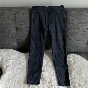 Vuori leggings grey size small